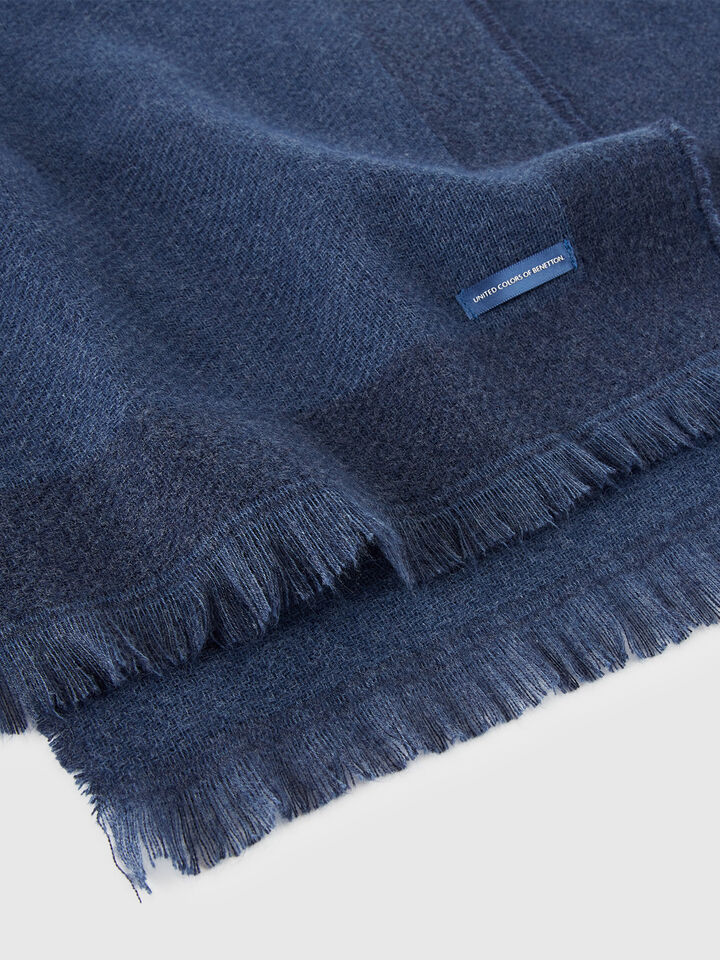 SCARF Women image number 2